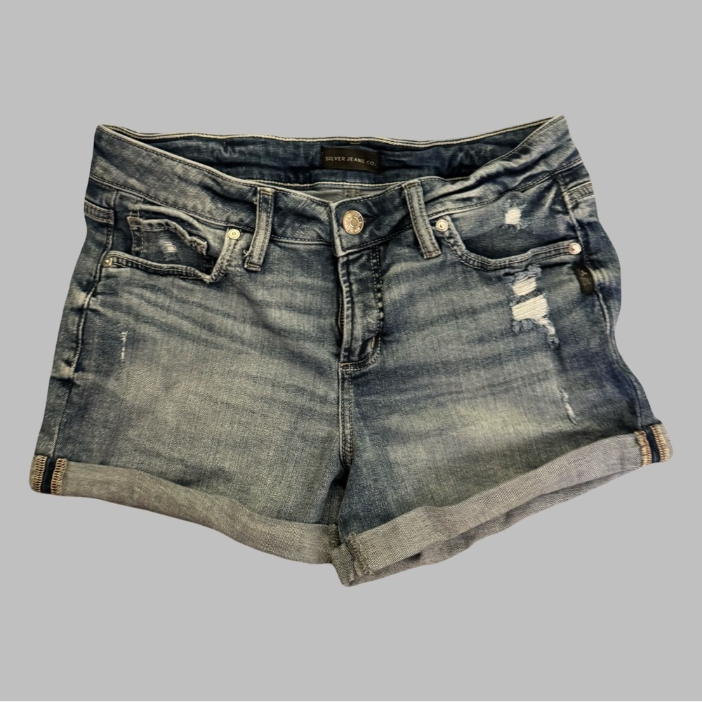 SILVER JEANS Women’s Suki Blue Distressed Jean Shorts Size 28